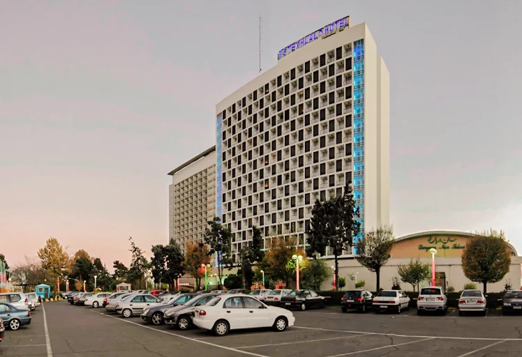 hotel-esteghlal-03